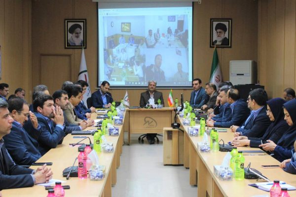 توسعه و احداث نیروگاه های خورشیدی در استان به جدیت دنبال می شود